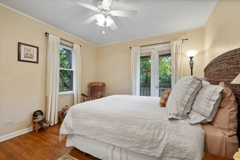 Tiny photo for 2440 Simpson Street, Evanston, IL 60201 (MLS # 12501690)