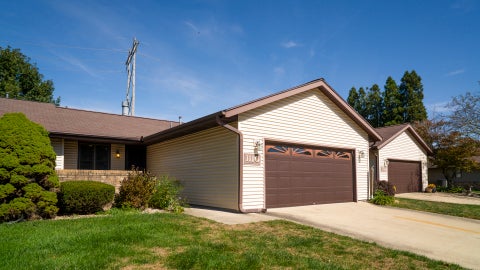 Photo of 1110 Brad Drive #1110, Urbana, IL 61802 (MLS # 12672368)