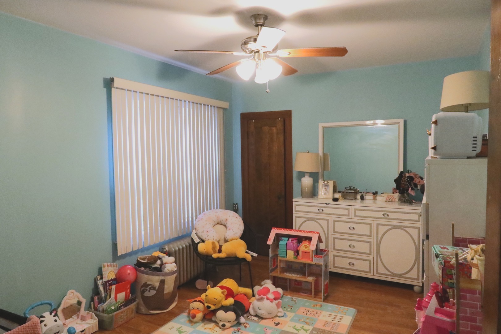 4314 N Menard Avenue