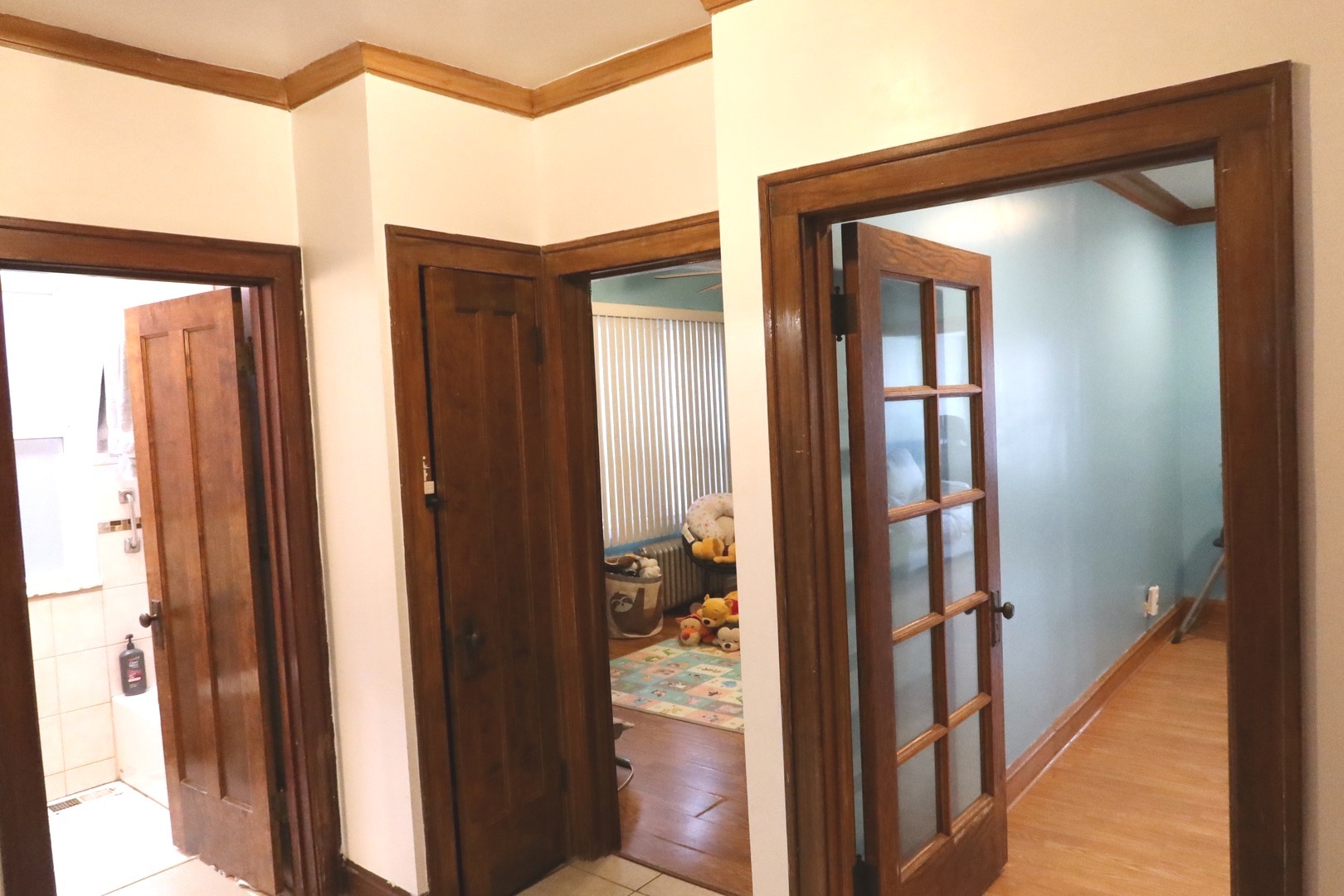 4314 N Menard Avenue