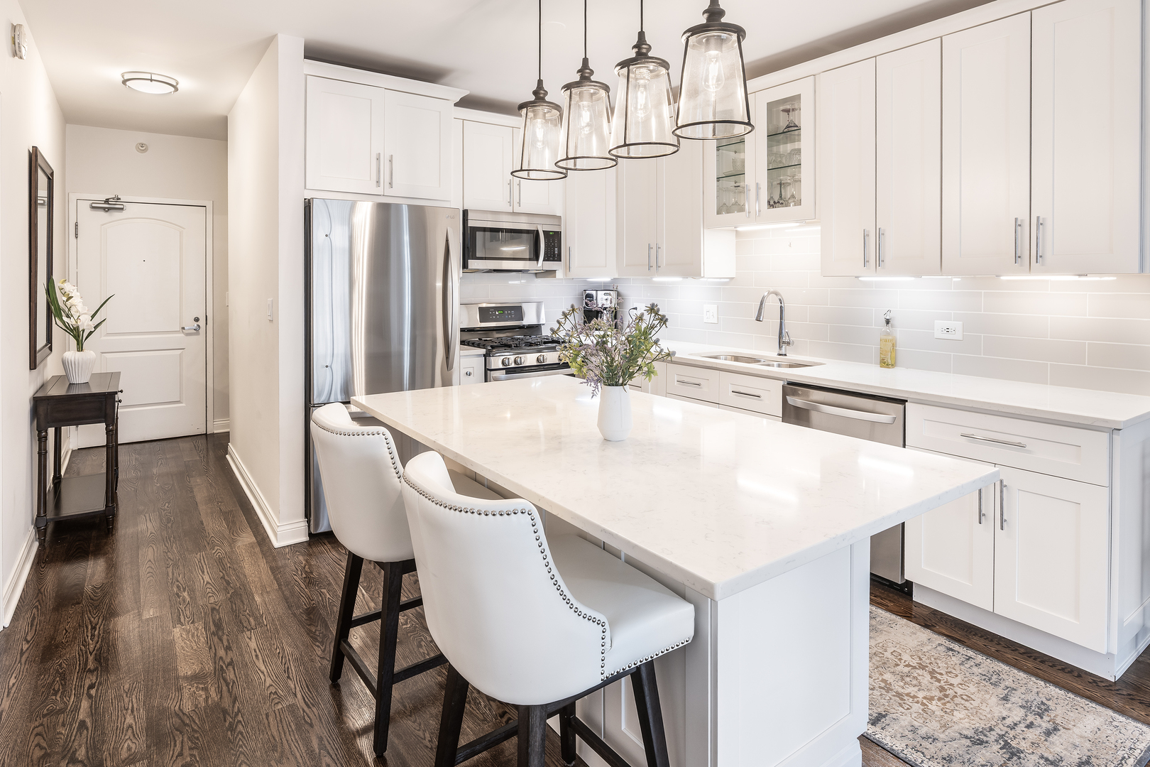 21 W Chestnut Street 1206