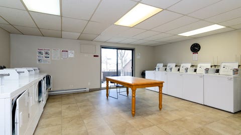 Tiny photo for 850 Des Plaines Avenue #504, Forest Park, IL 60130 (MLS # 12670826)