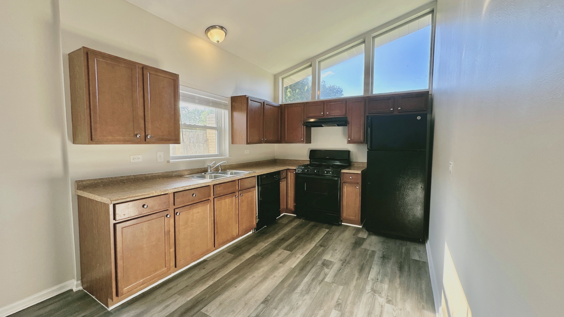 619 E 152nd Street