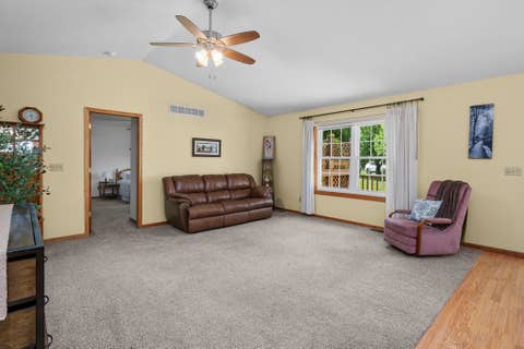 Tiny photo for 2726 Linwood Court #2726, Davenport, IA 52806 (MLS # 12711874)