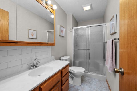 Tiny photo for 2726 Linwood Court #2726, Davenport, IA 52806 (MLS # 12711874)
