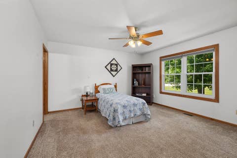Tiny photo for 2726 Linwood Court #2726, Davenport, IA 52806 (MLS # 12711874)