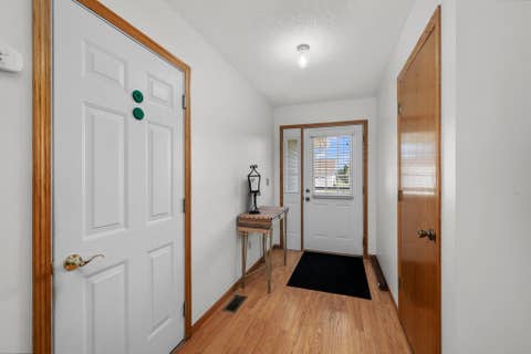 Tiny photo for 2726 Linwood Court #2726, Davenport, IA 52806 (MLS # 12711874)