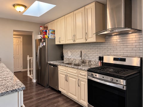 Tiny photo for 16005 Avalon Avenue, South Holland, IL 60473 (MLS # 12788221)