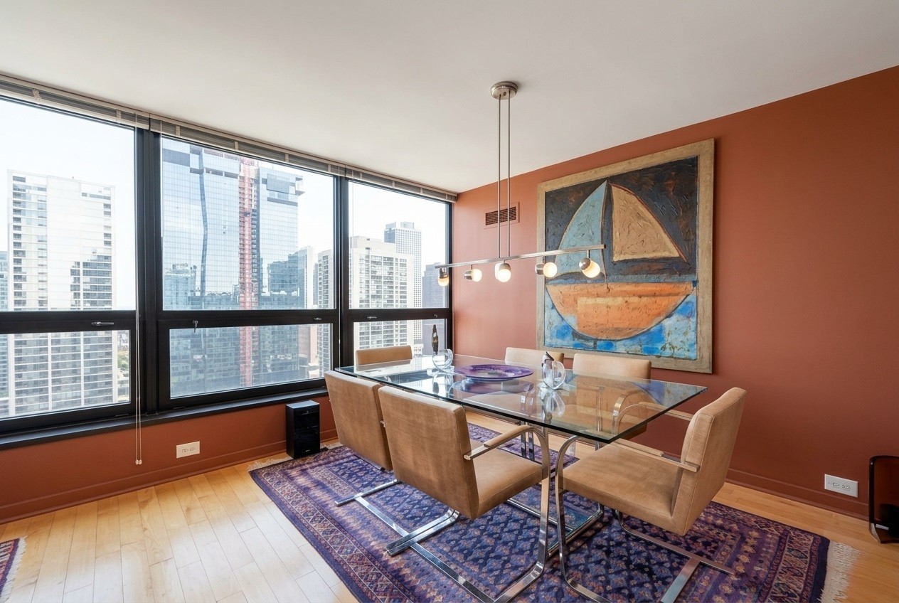 360 E Randolph Street 2203