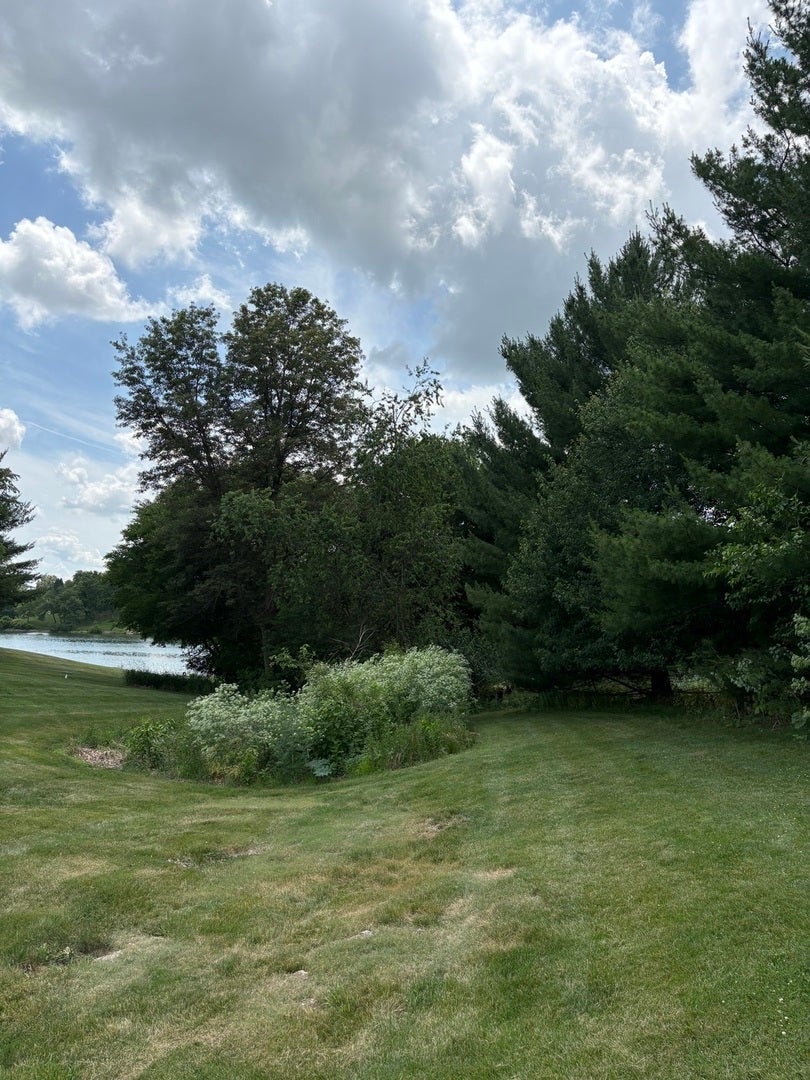 18 Ridgeview Drive