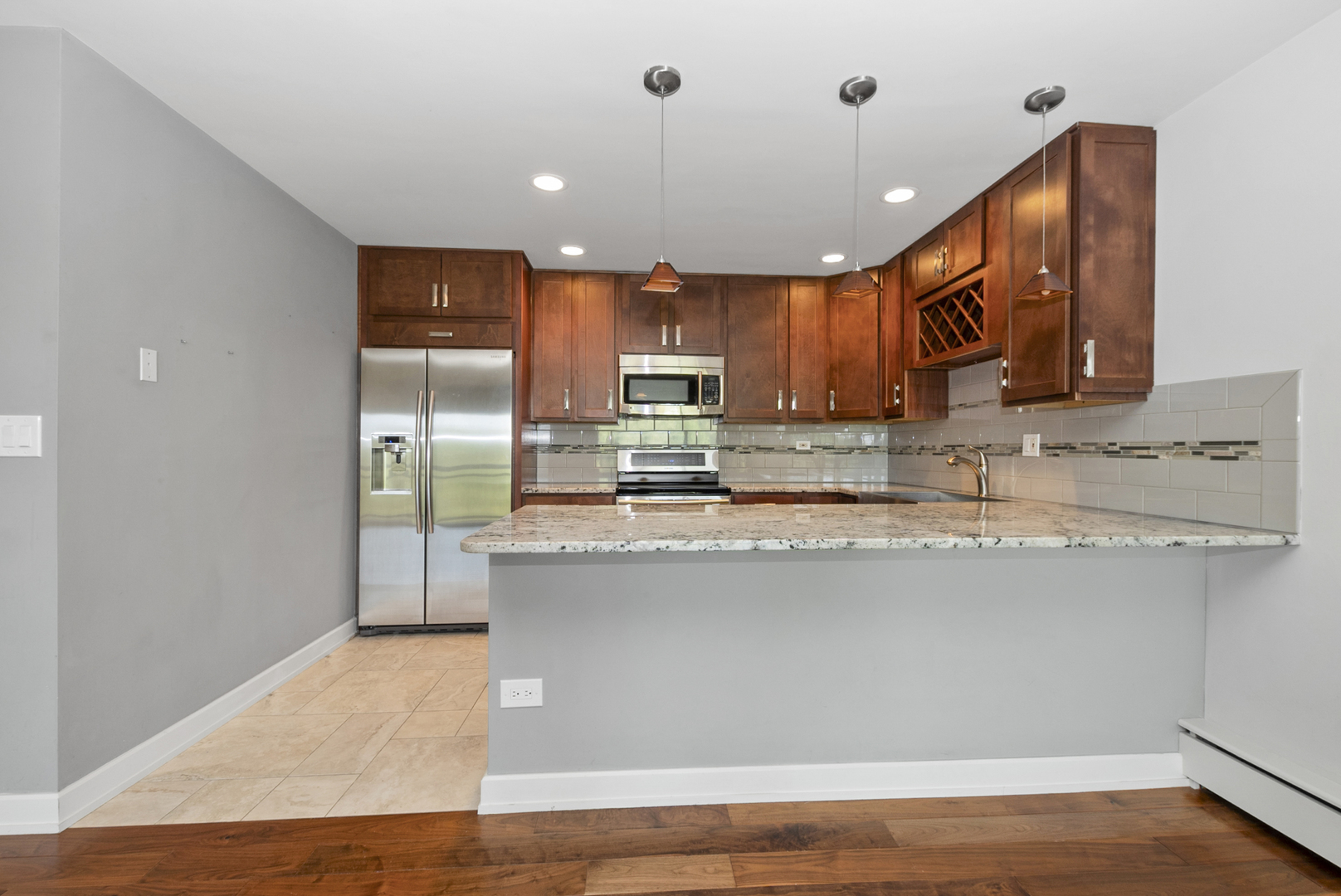 3939 Saratoga Avenue E-214