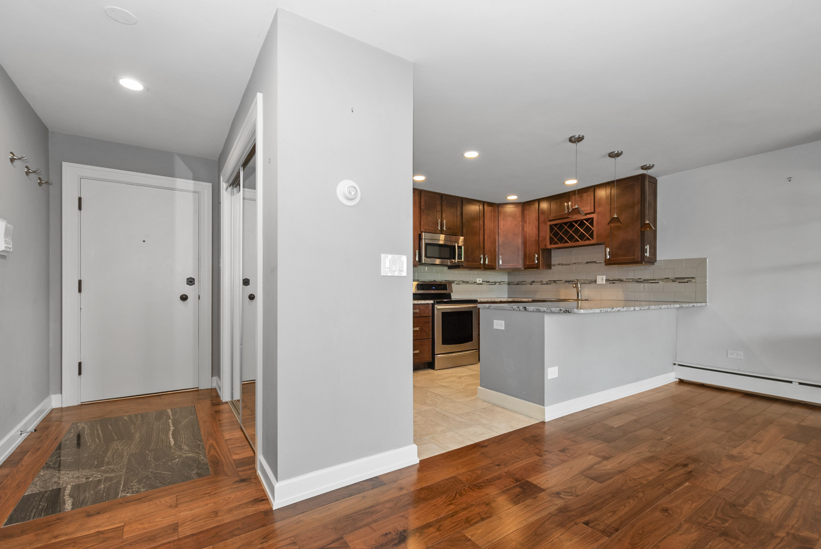 3939 Saratoga Avenue E-214