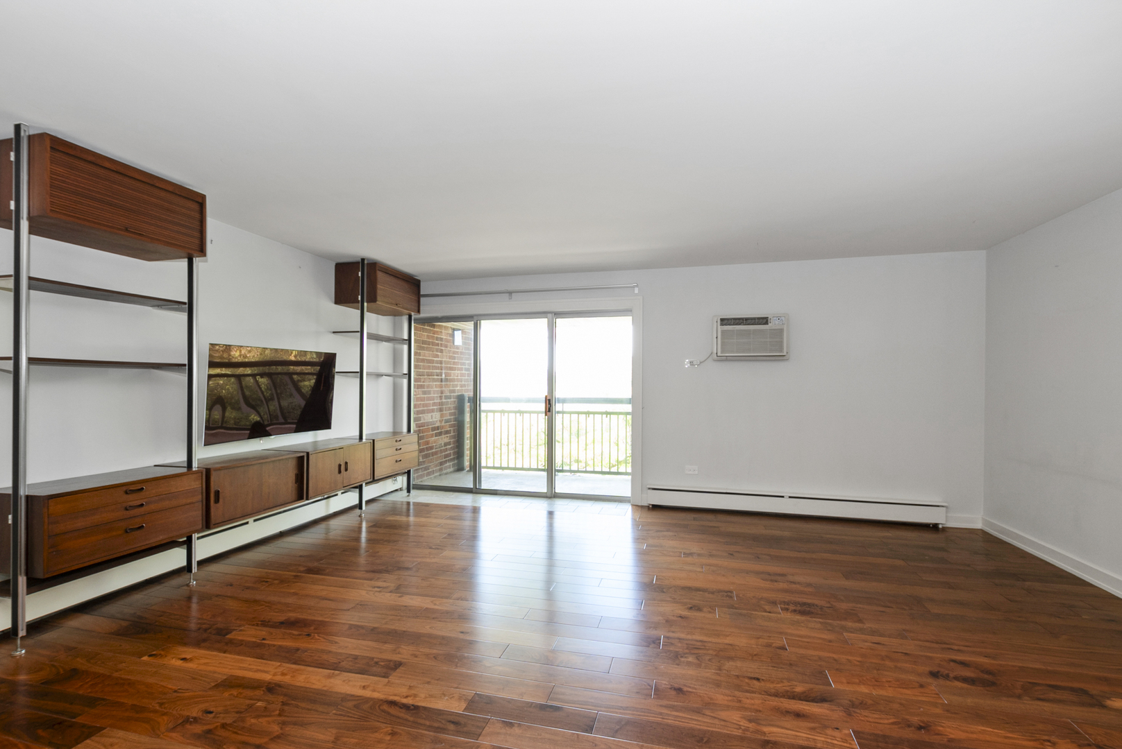 3939 Saratoga Avenue E-214