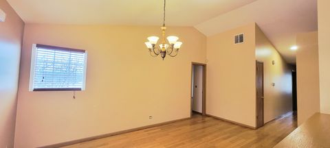 Tiny photo for 345 THORNWOOD Way #D, South Elgin, IL 60177 (MLS # 12590392)