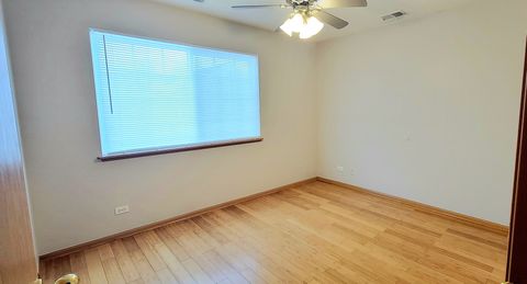 Tiny photo for 345 THORNWOOD Way #D, South Elgin, IL 60177 (MLS # 12590392)