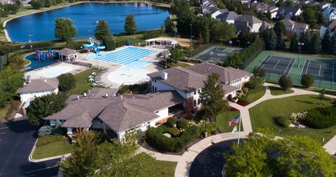 Tiny photo for 345 THORNWOOD Way #D, South Elgin, IL 60177 (MLS # 12590392)