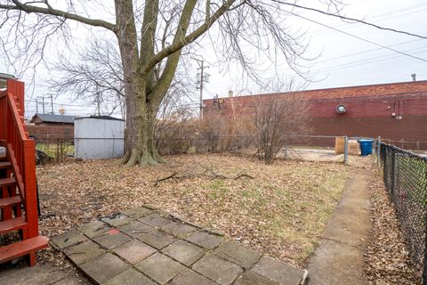 Tiny photo for 12618 S Justine Street, Calumet Park, IL 60827 (MLS # 12580033)