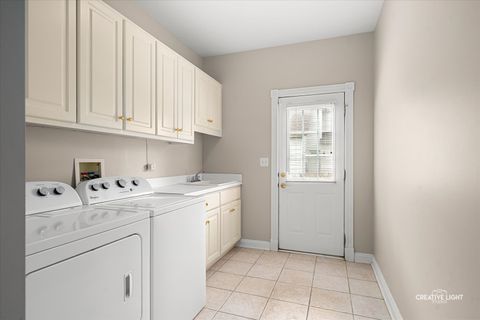 Tiny photo for 4711 Sebastian Drive, Naperville, IL 60564 (MLS # 12556664)