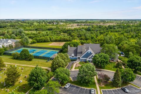 Tiny photo for 4711 Sebastian Drive, Naperville, IL 60564 (MLS # 12556664)