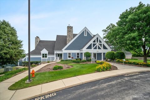 Tiny photo for 4711 Sebastian Drive, Naperville, IL 60564 (MLS # 12556664)