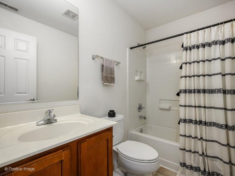 Tiny photo for 617 GRAND CANYON Circle, Crystal Lake, IL 60014 (MLS # 12796480)