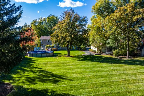 Tiny photo for 4733 ROSLYN Road, Downers Grove, IL 60515 (MLS # 12500703)