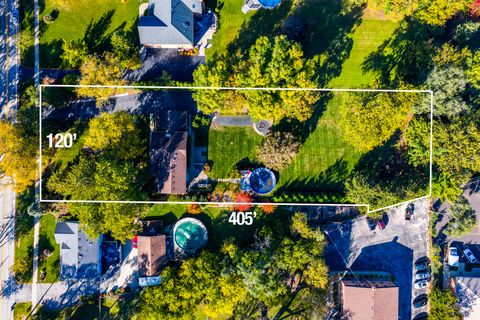 Tiny photo for 4733 ROSLYN Road, Downers Grove, IL 60515 (MLS # 12500703)