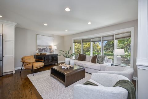 Tiny photo for 4733 ROSLYN Road, Downers Grove, IL 60515 (MLS # 12500703)