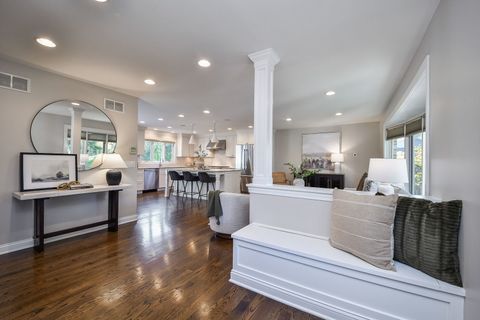 Tiny photo for 4733 ROSLYN Road, Downers Grove, IL 60515 (MLS # 12500703)