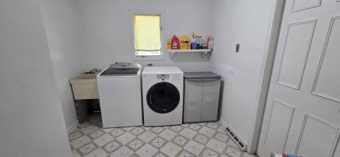 Tiny photo for 2020 E 169th Place, South Holland, IL 60473 (MLS # 12770268)
