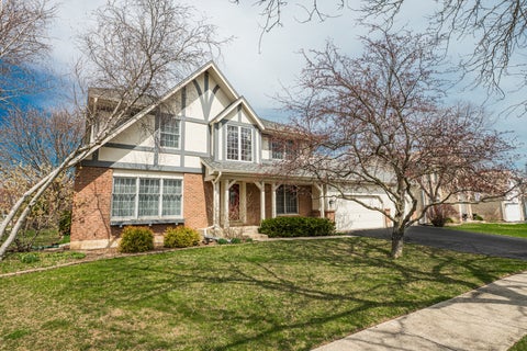 Tiny photo for 1404 Halifax Drive, Mundelein, IL 60060 (MLS # 12648161)