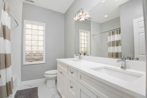 Tiny photo for 2918 N Racine Avenue, Chicago, IL 60657 (MLS # 12477525)
