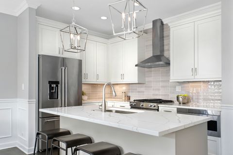 Tiny photo for 2918 N Racine Avenue, Chicago, IL 60657 (MLS # 12477525)