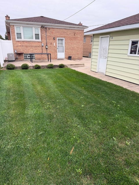 Tiny photo for 2822 W 102nd Place, Evergreen Park, IL 60805 (MLS # 12786324)