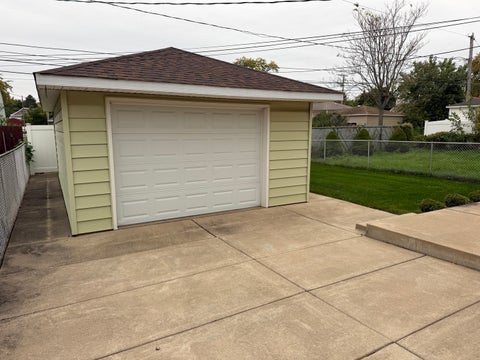 Tiny photo for 2822 W 102nd Place, Evergreen Park, IL 60805 (MLS # 12786324)