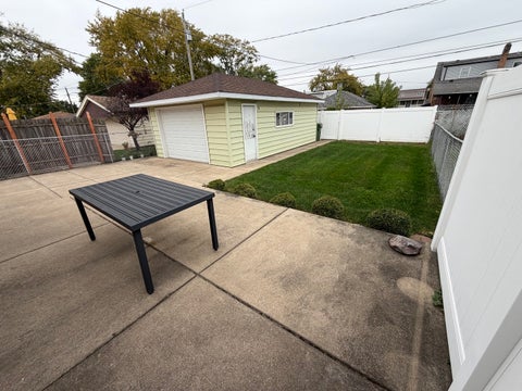Tiny photo for 2822 W 102nd Place, Evergreen Park, IL 60805 (MLS # 12786324)