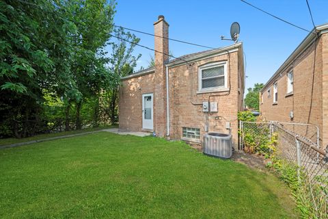 Tiny photo for 14231 S Dearborn Street, Riverdale, IL 60827 (MLS # 12511323)