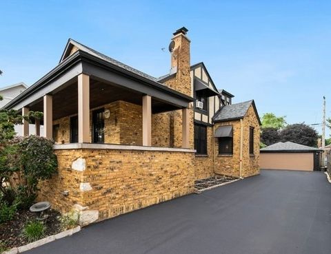Tiny photo for 7246 N Oleander Avenue, Chicago, IL 60631 (MLS # 12610066)