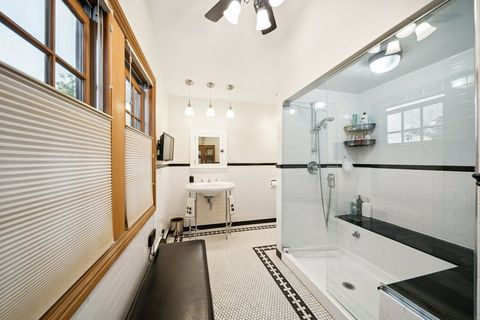 Tiny photo for 7246 N Oleander Avenue, Chicago, IL 60631 (MLS # 12610066)