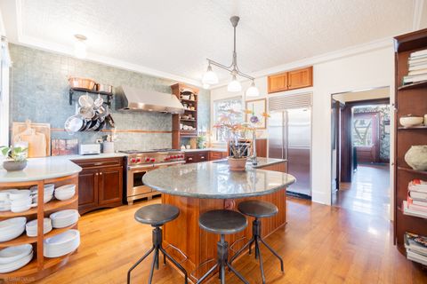 Tiny photo for 511 N GROVE Avenue, Oak Park, IL 60302 (MLS # 12607518)