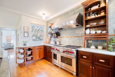 Tiny photo for 511 N GROVE Avenue, Oak Park, IL 60302 (MLS # 12607518)