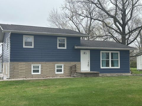 Tiny photo for 12945 Bowling Alley Road, Benton, IL 62812 (MLS # 12603494)
