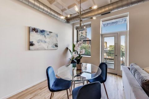 Tiny photo for 1307 S WABASH Avenue #312, Chicago, IL 60605 (MLS # 12499399)