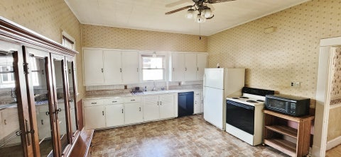 Tiny photo for 416 E Benton Street, Morris, IL 60450 (MLS # 12746621)