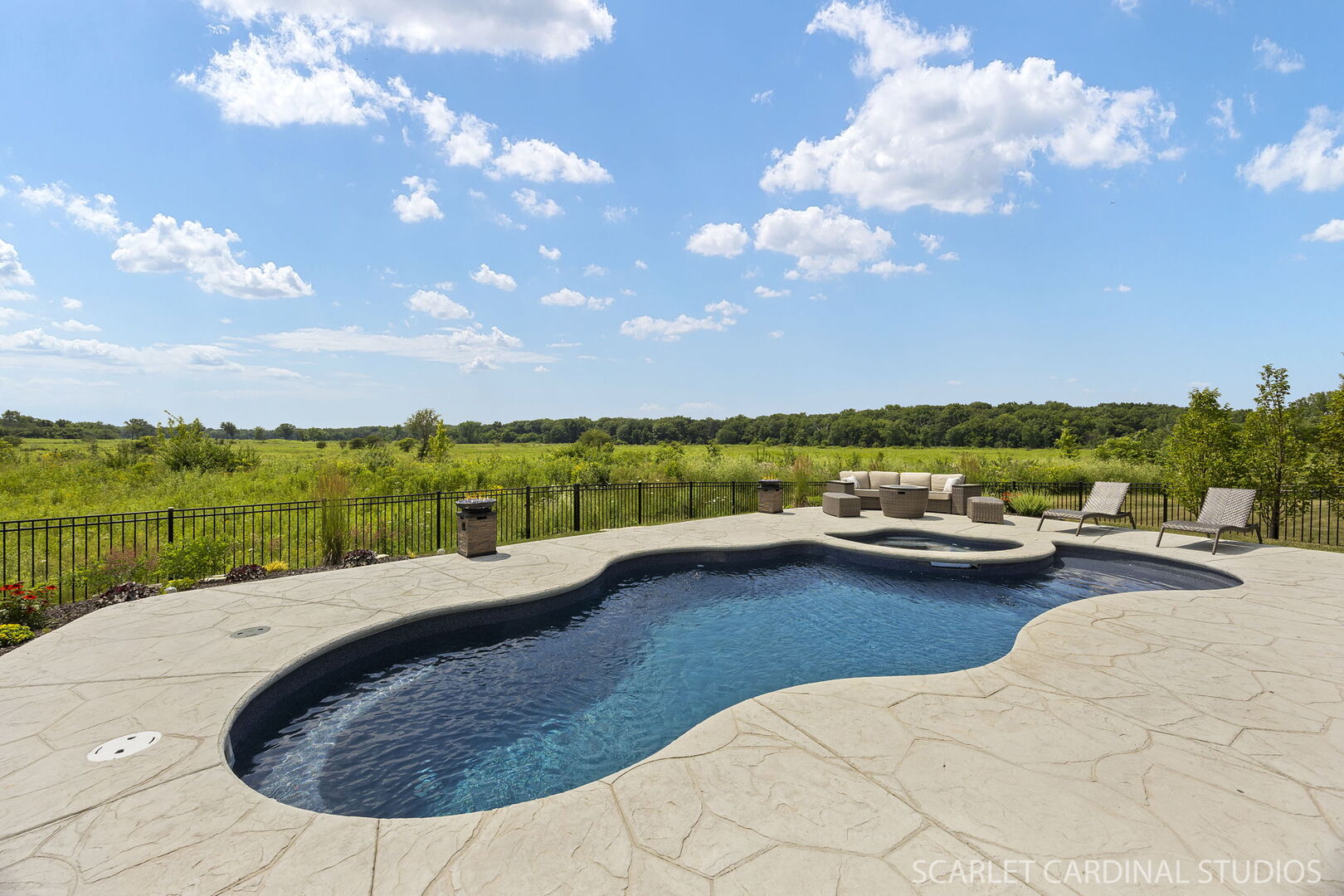 2559 Weatherbee Lane
