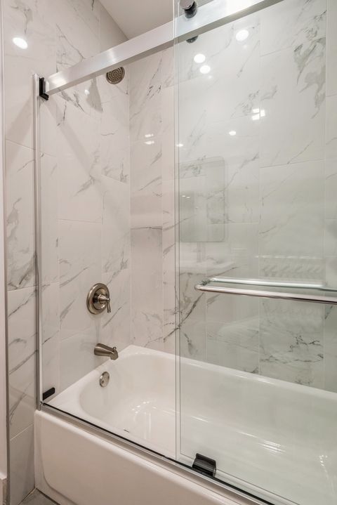 Tiny photo for 1535 W Estes Avenue #3, Chicago, IL 60626 (MLS # 12491398)