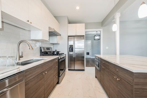 Tiny photo for 1535 W Estes Avenue #3, Chicago, IL 60626 (MLS # 12491398)