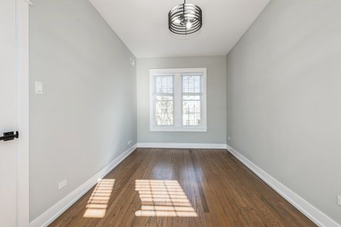 Tiny photo for 1535 W Estes Avenue #3, Chicago, IL 60626 (MLS # 12491398)