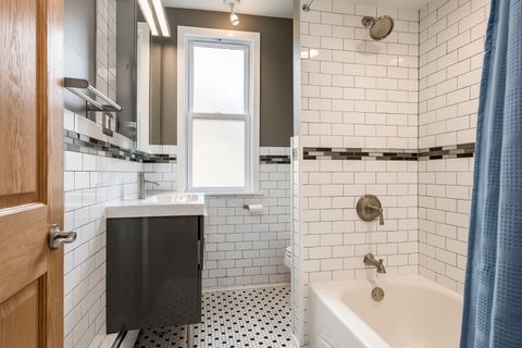 Tiny photo for 419 N Taylor Avenue, Oak Park, IL 60302 (MLS # 12616856)