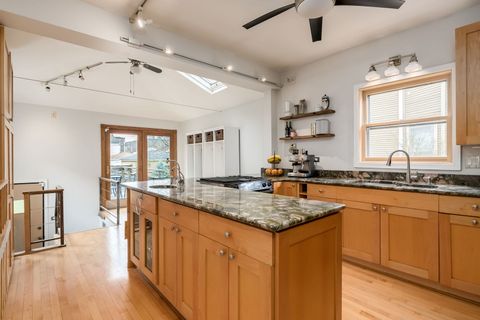 Tiny photo for 419 N Taylor Avenue, Oak Park, IL 60302 (MLS # 12616856)